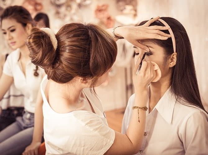Học Makeup tại Hàn Quốc cần chuẩn bị những gì?